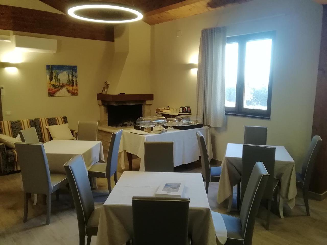 Il Roccolo Di Valcerasa Treia Exterior foto
